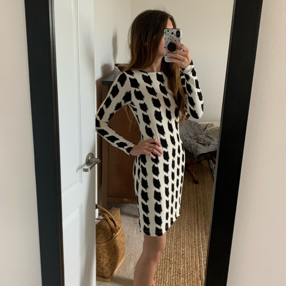 Karen Kane Printed Shift Dress